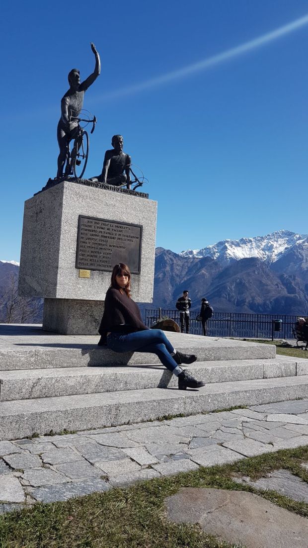 060501f9-21c8-41bf-9f56-543f59c957df