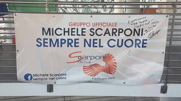 StriscioneGruppoScarponi