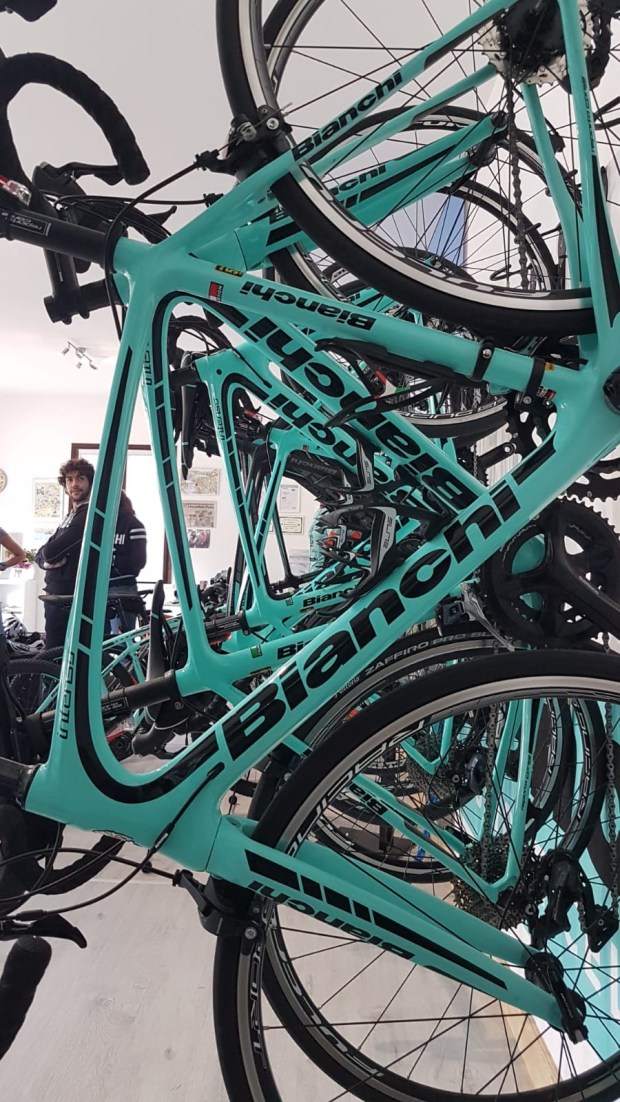 03d2113a-764d-4f0c-8928-4827b7dff79c